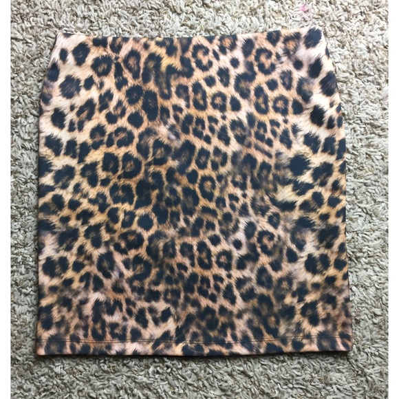 EXPRESS Leopard Mini - Picture 1 of 4
